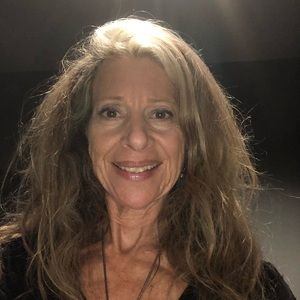 Meet your Posher, Renee